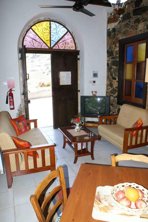 Atratsa Mountain Suites Kalopanagiotis Exterior foto